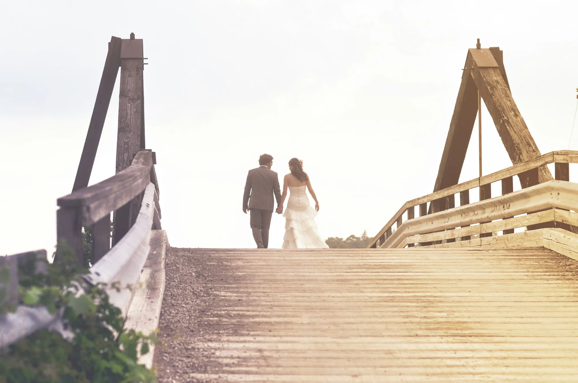 Wedding Planning in a Nutshell: Your Complete Guide to Navigating the Journey