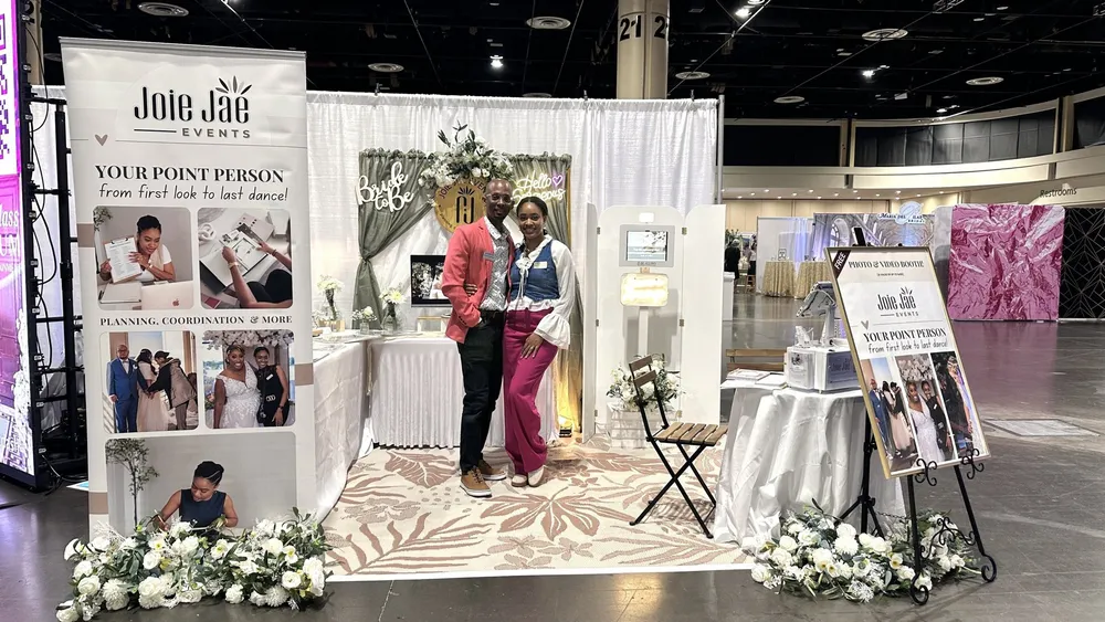 The Joie Jae Events booth at a Central Florida wedding show